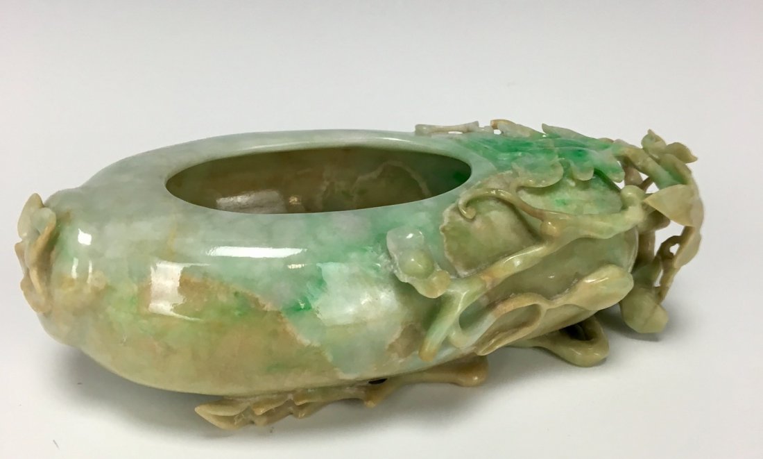 LARGE CHINESE JADE BRUSH POT (1 of 3)
