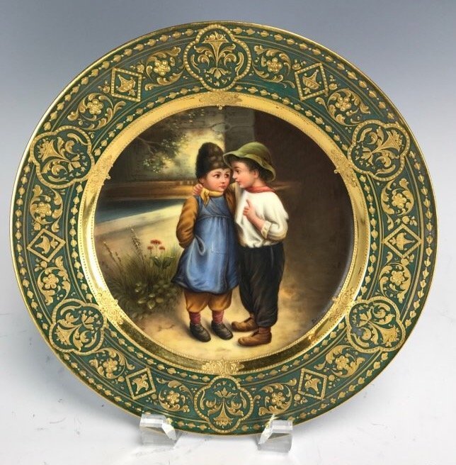 19TH CENTURY ROYAL VIENNA PLATE (1 of 2)