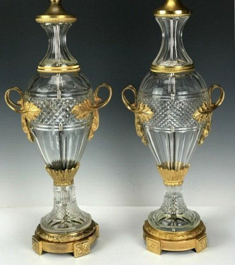 A PAIR OF DORE BRONZE MOUNTED BACCARAT LAMPS (1 of 3)