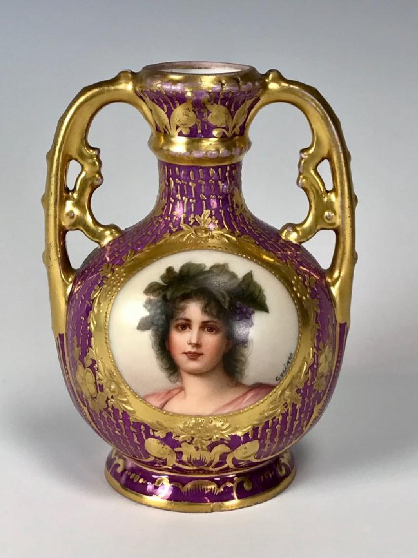A 19TH CENTURY ROYAL VIENNA PORTRAIT VASE (1 of 4)