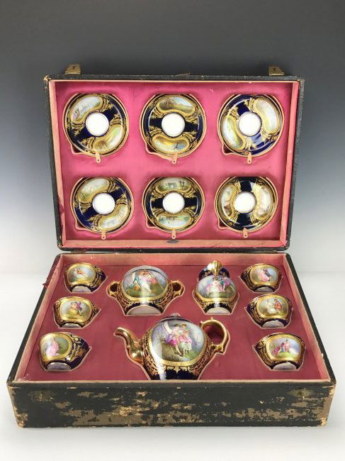 19TH C. SEVRES TEA SET IN ORIGINAL BOX (1 of 3)