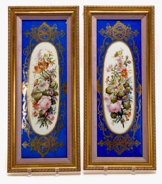 A PAIR OF PARIS PORCELAIN PLAQUES CIRCA 1900 (1 of 1)