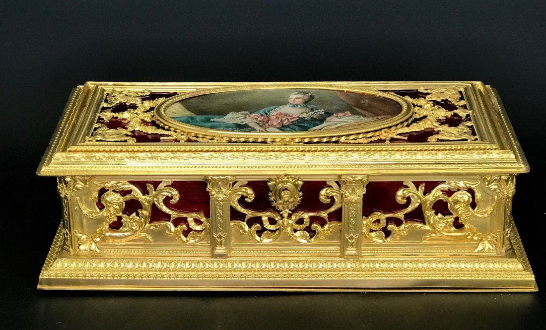 A MAGNIFICENT FRENCH ENAMEL JEWLRY BOX (1 of 5)