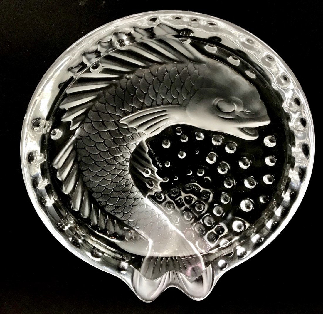 LALIQUE ASH TRAY (1 of 1)