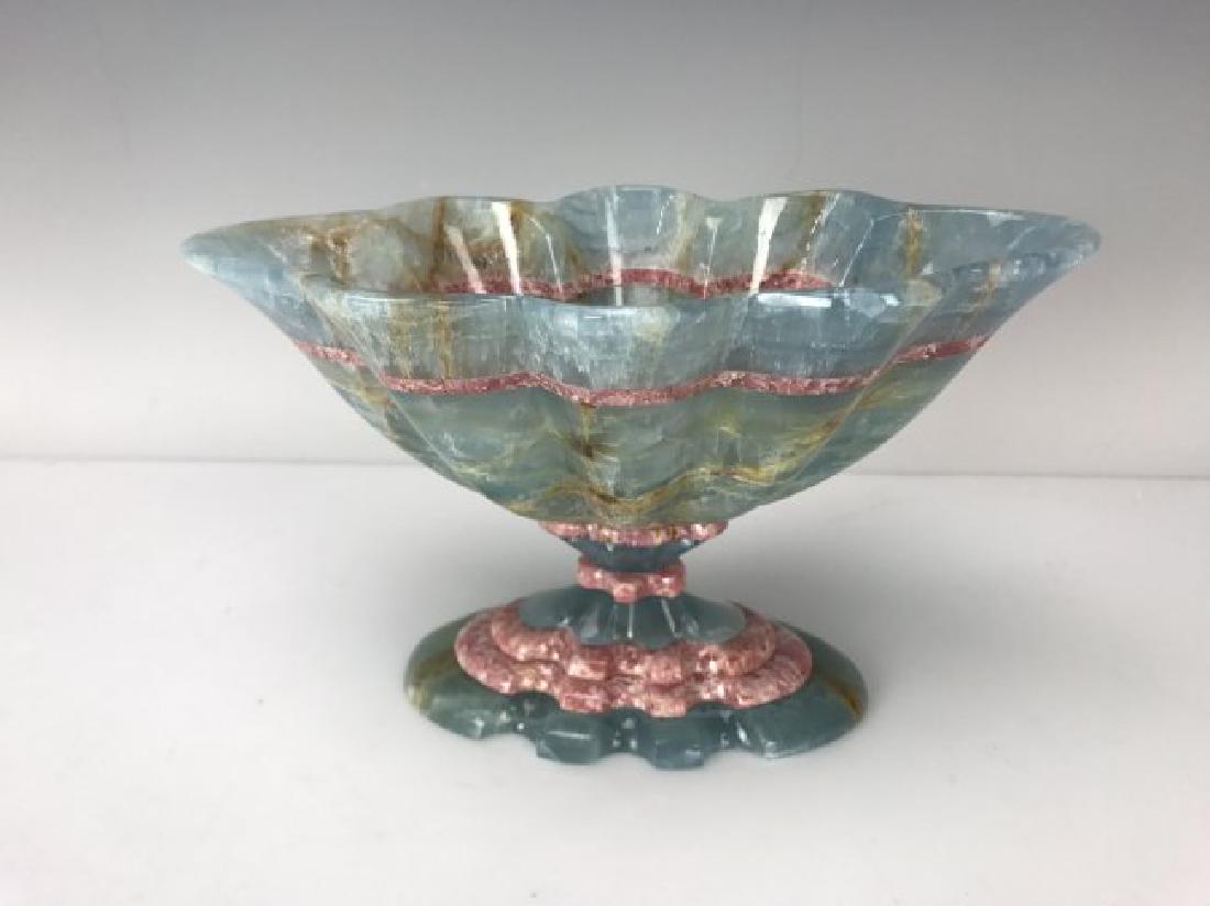 FINELY CARVED AGATE BOWL (1 of 2)
