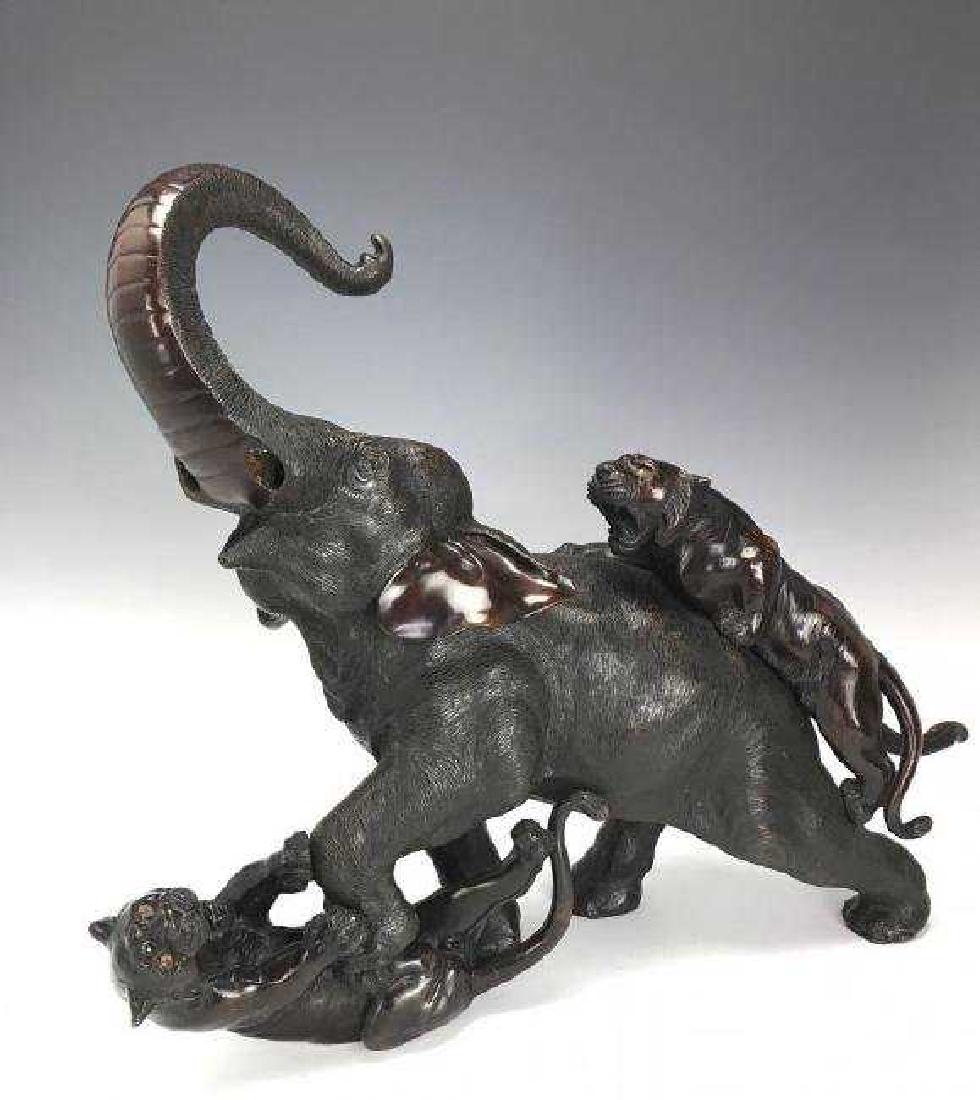 A GOOD ARTIST SIGNED JAPANESE MEIJI PERIOD BRONZE: Circa 1880. Stamped with maker's artist. Measures 18" L. 17" H. Estimate $2.000-2.500