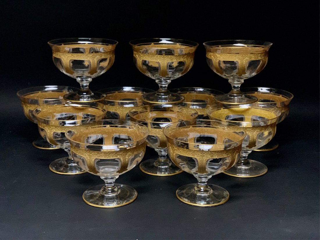 12 SAINT LOUIS GILT GLASSES (1 of 3)