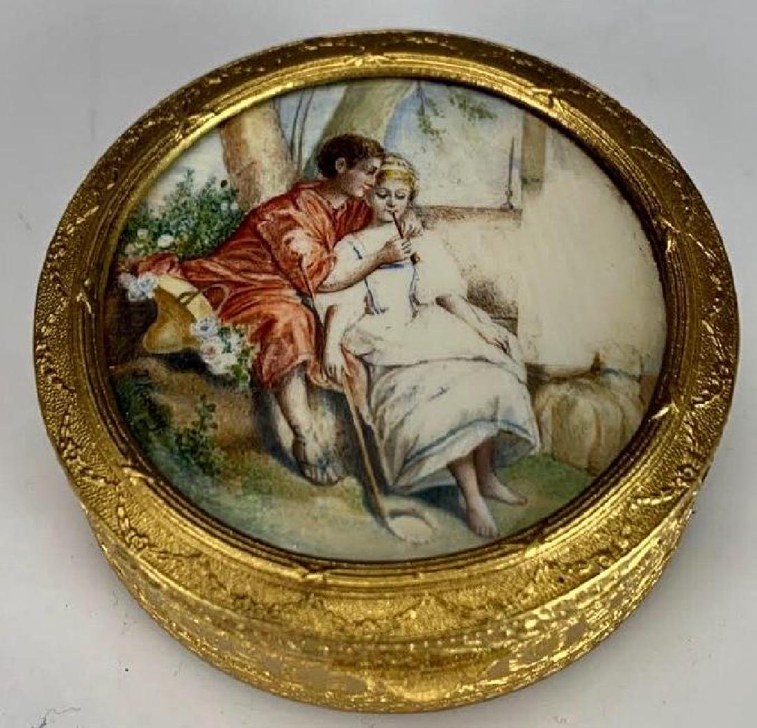 HAND PAINTED MINIATUTRE TOP POWDER BOX CIRCA 1900 (1 of 3)
