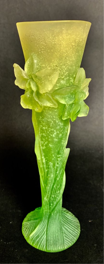 DAUM PATE DE VERRE GLASS VASE: Signed Daum France, measures 7.8 inches high. Good condition, no damage detected. Estimate $1.000-1.200