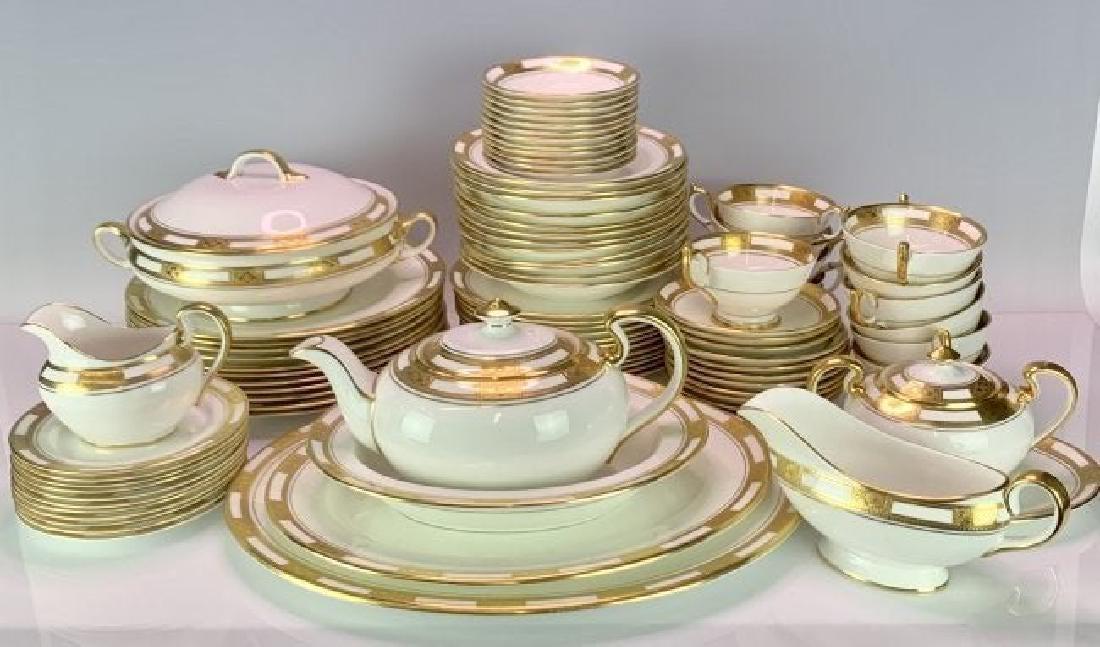 AYNSLEY "EMPRESS PATTERN" DINNER SERVICE FOR 10 (1 of 5)