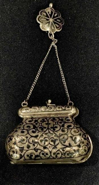 ANTIQUE RUSSIAN SILVER MINATURE PURSE (1 of 3)