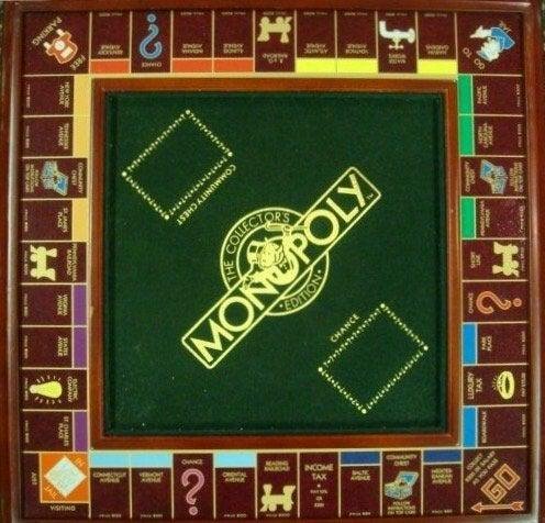 A FRANKLIN MINT COLLECTOR\'S EDITION MONOPOLY GAME (1 of 4)