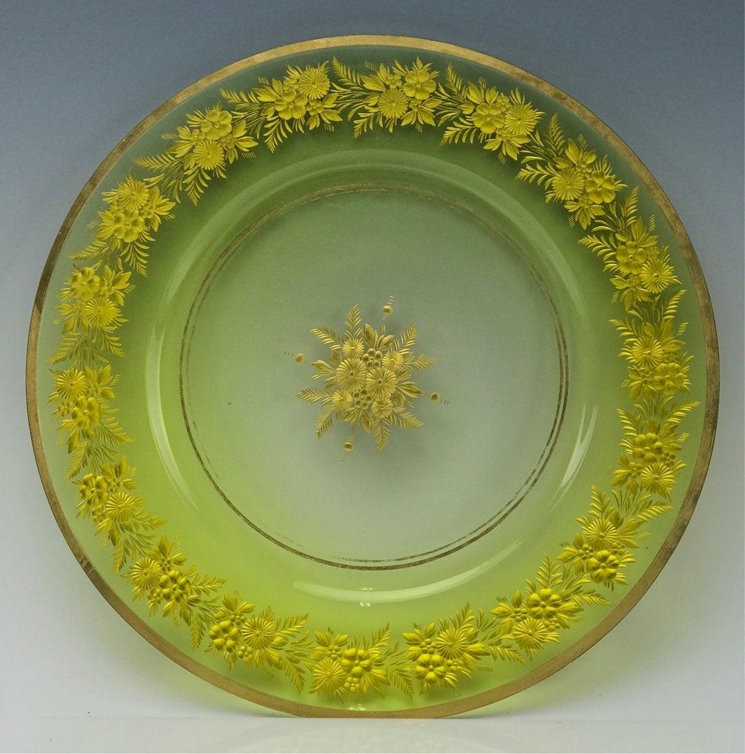 A LARGE INTAGLIO GUT GILT MOSER PLATTER: Circa 1900. Measures 14 inches diameter. Good condition. Estimate $500-500