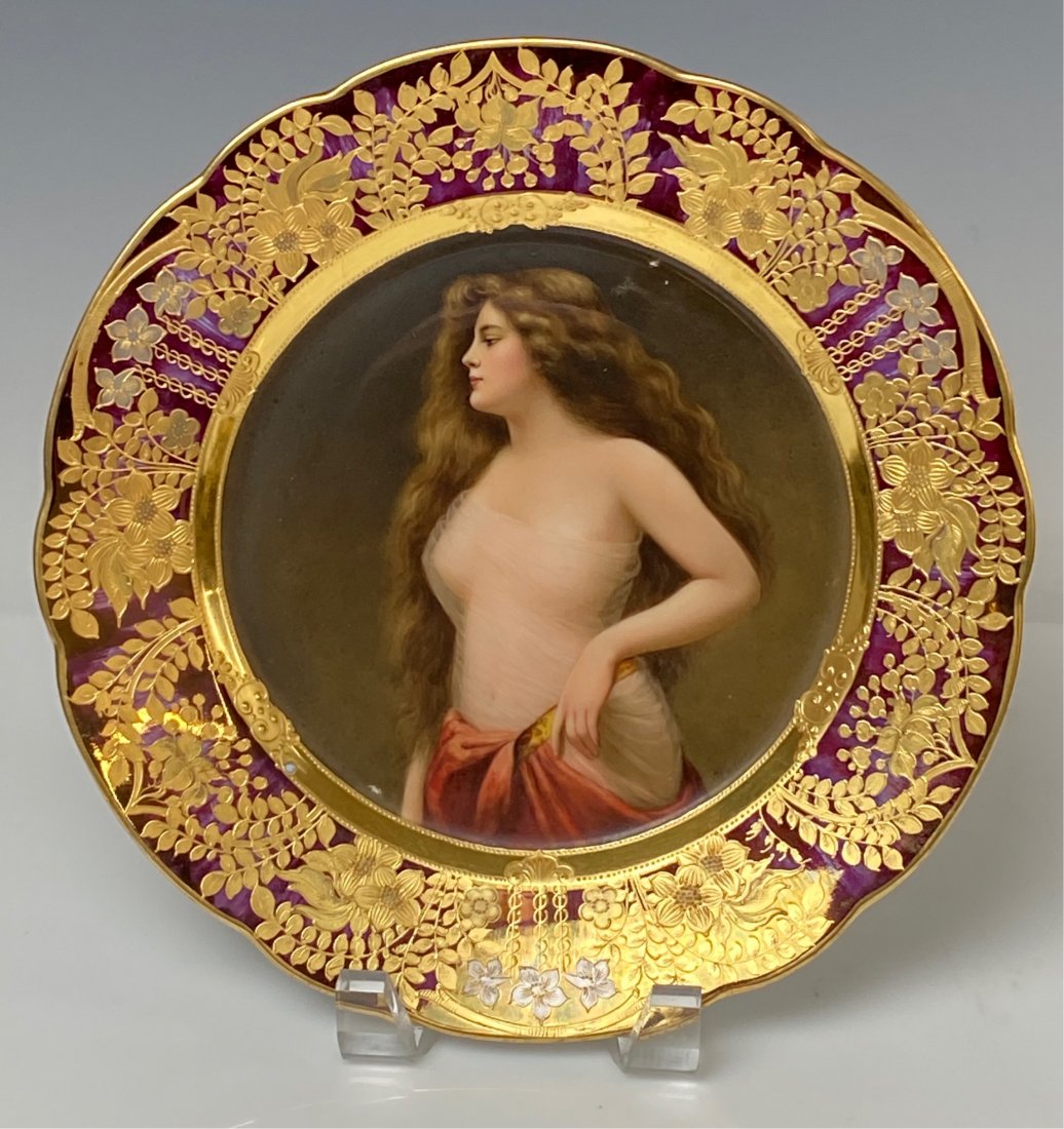 A MAGNIFICENT ROYAL VIENNA PLATE SIGNED WAGNER (1 of 5)