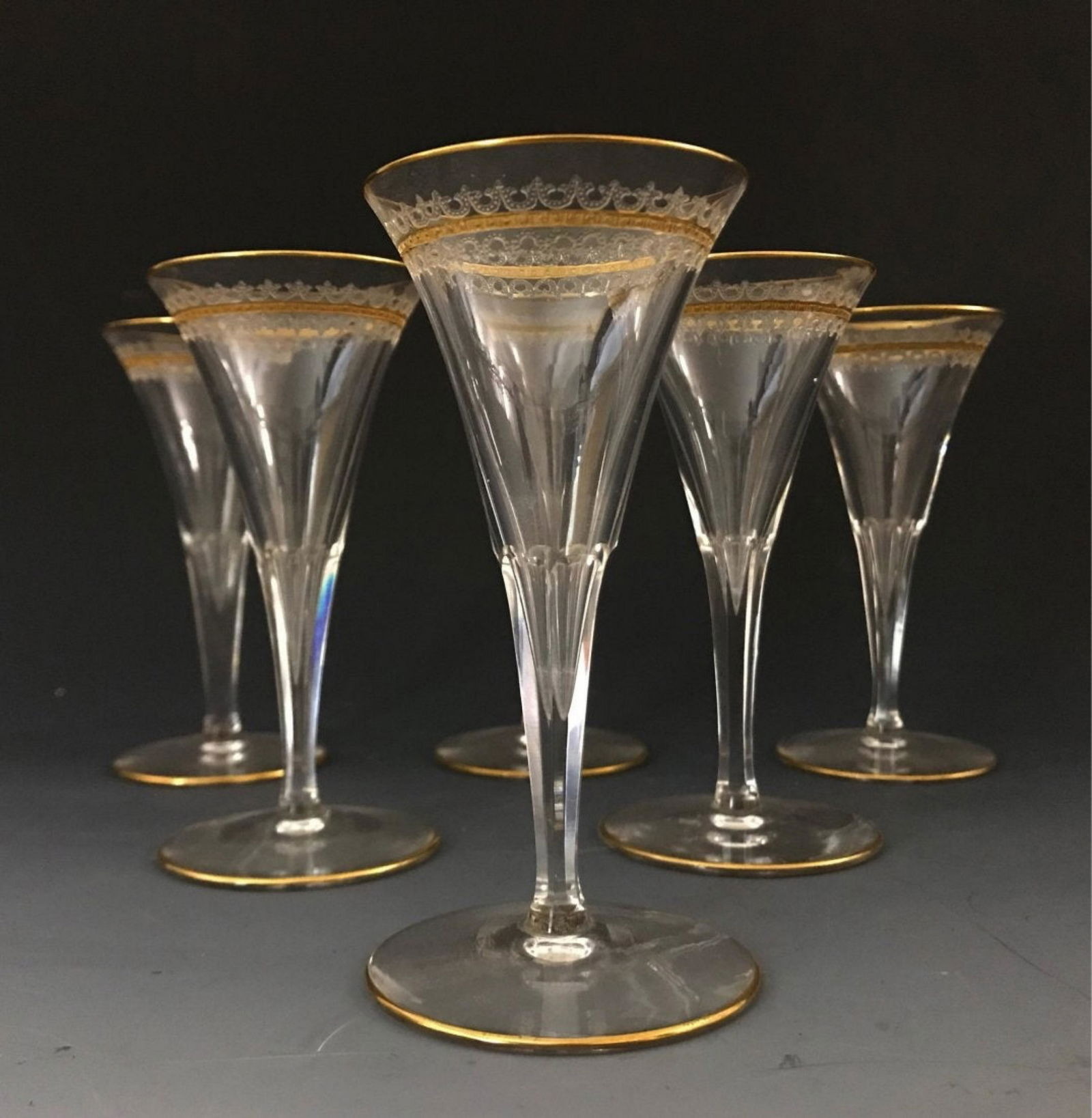 SET OF 6 ETCHED AND GILT LIQUOR GLASSES (1 of 1)