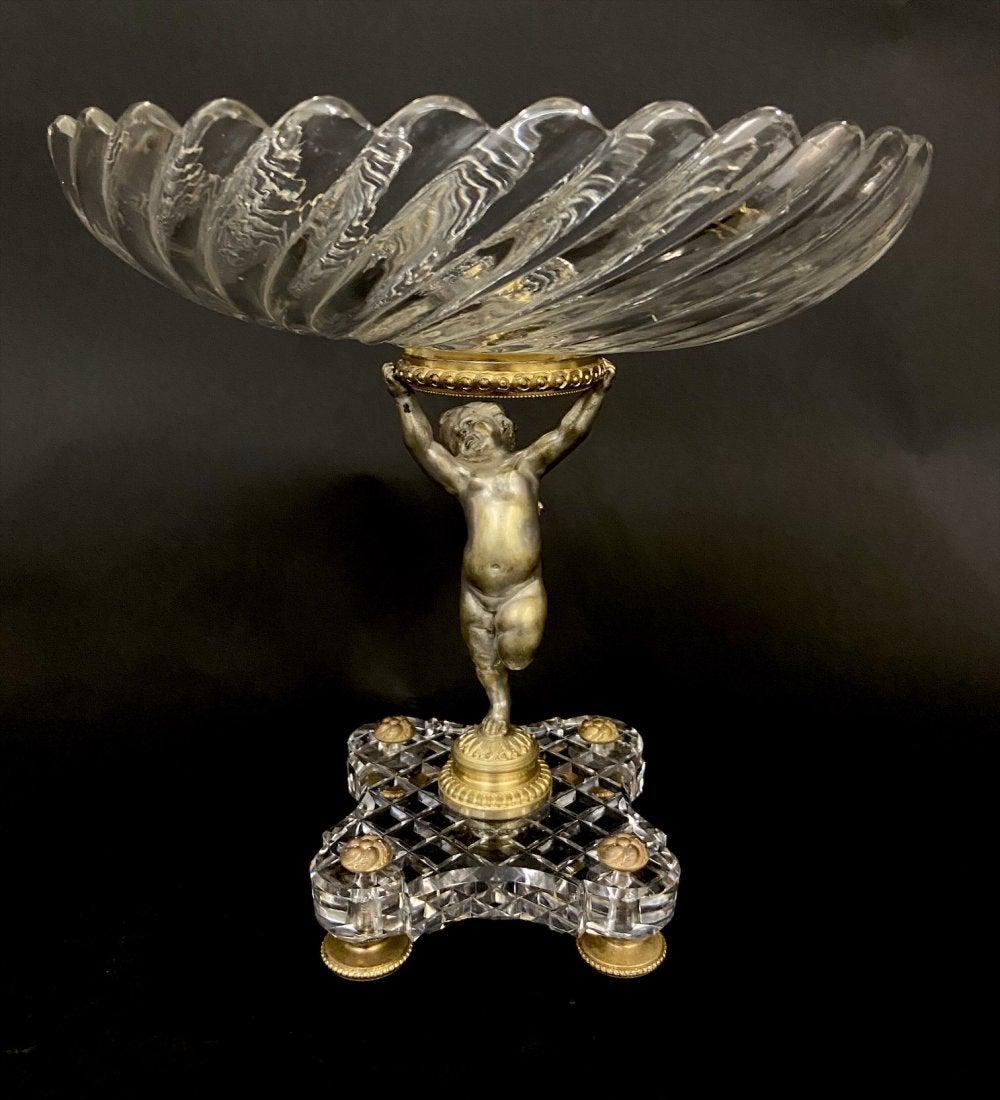 BRONZE AND BACCARAT CRYSTAL CENTERPIECE: Circa 1900. Measures 9.5 inches diameter. Good condition. Estimate $2.500-3.000