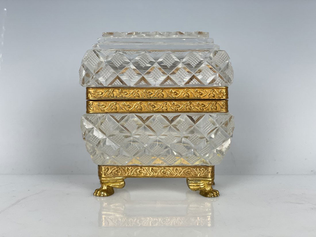 A SMALL ORMOLU MOUNTED BACCARAT CRYSTAL BOX (1 of 4)