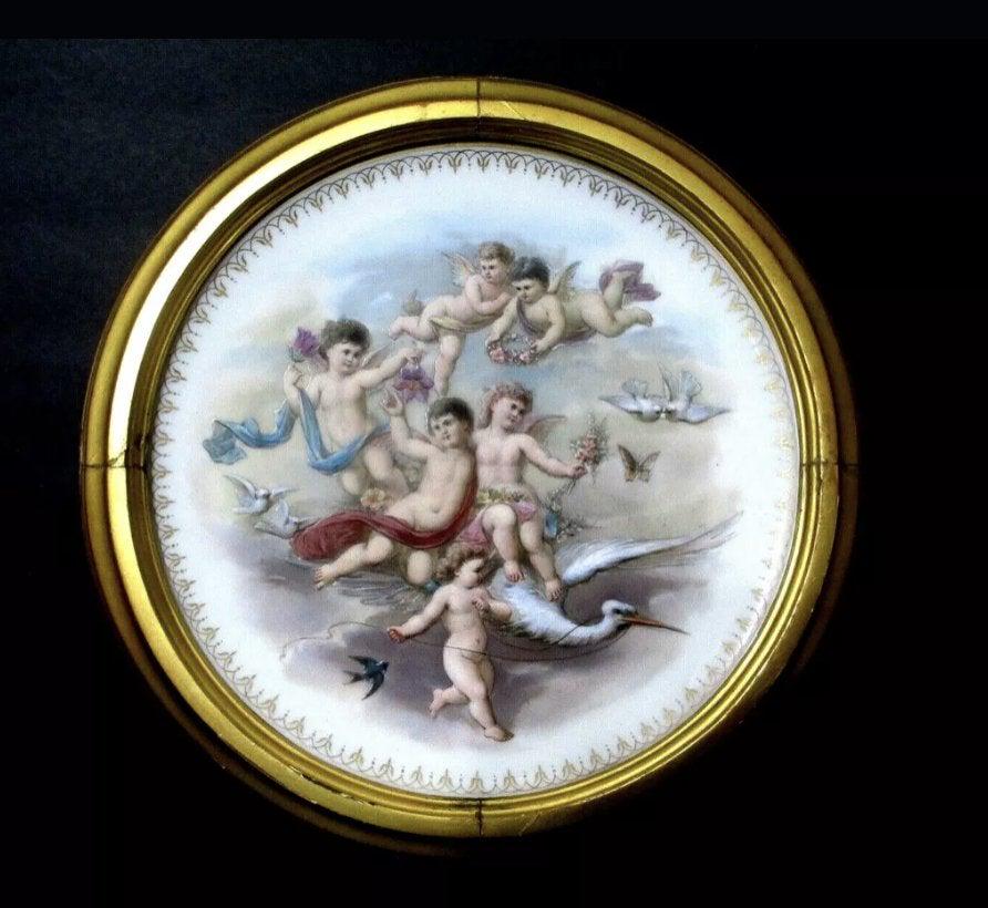 A MAGNIFICENT SIGNED MOSER HAND PAINTED PLATE (1 of 3)