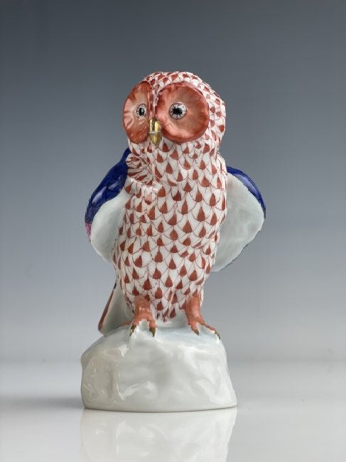 HEREND PORCELAIN OWL (1 of 4)