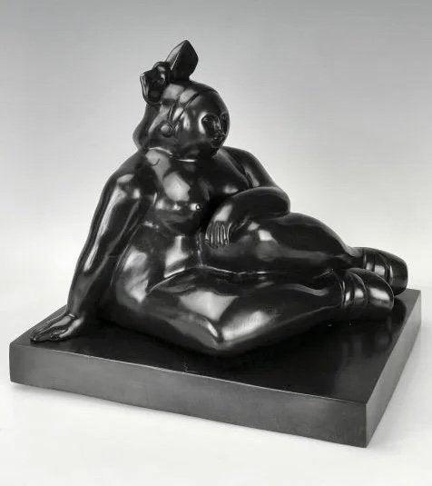 A LARGE BRONZE SCULPTURE SIGNED BOTERO (1 of 4)