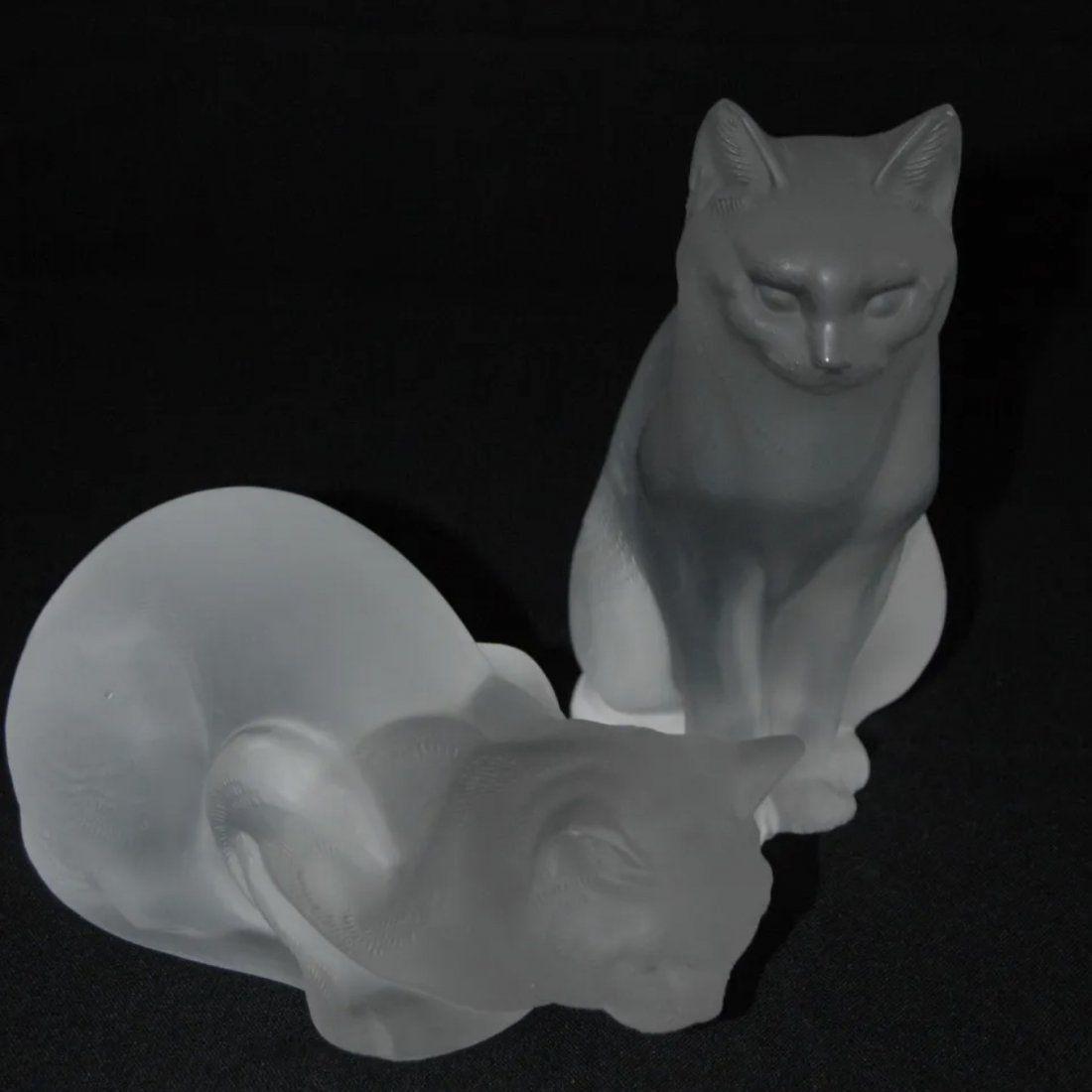 A PAIR OF LALIQUE CATS (1 of 5)
