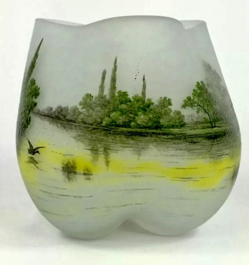 A MAGNIFICENT ENAMELLED DAUM NANCY BOWL (1 of 4)