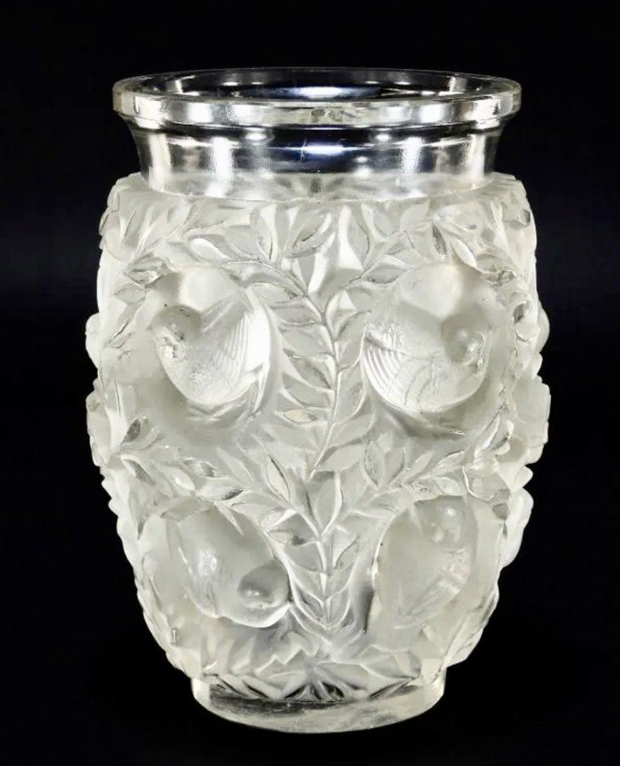 LALIQUE BAGATELLE VASE (1 of 2)