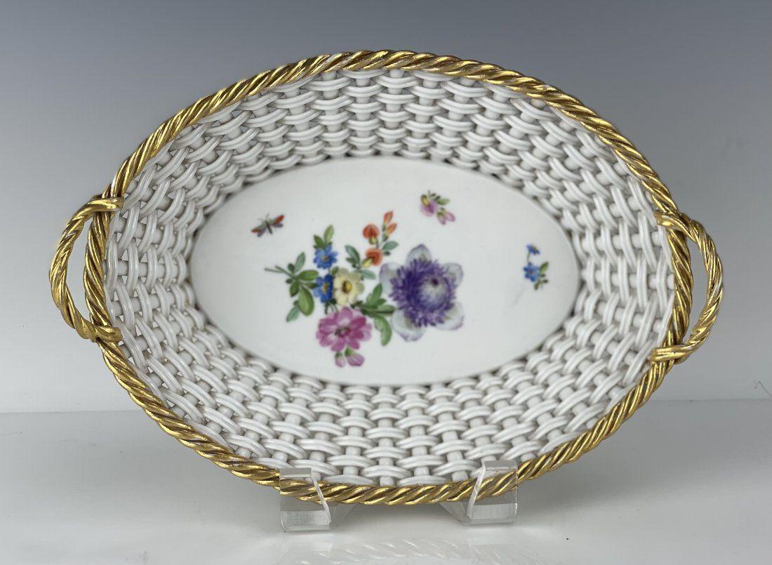 19TH C. MEISSEN BASKET WEAVE DISH (1 of 4)