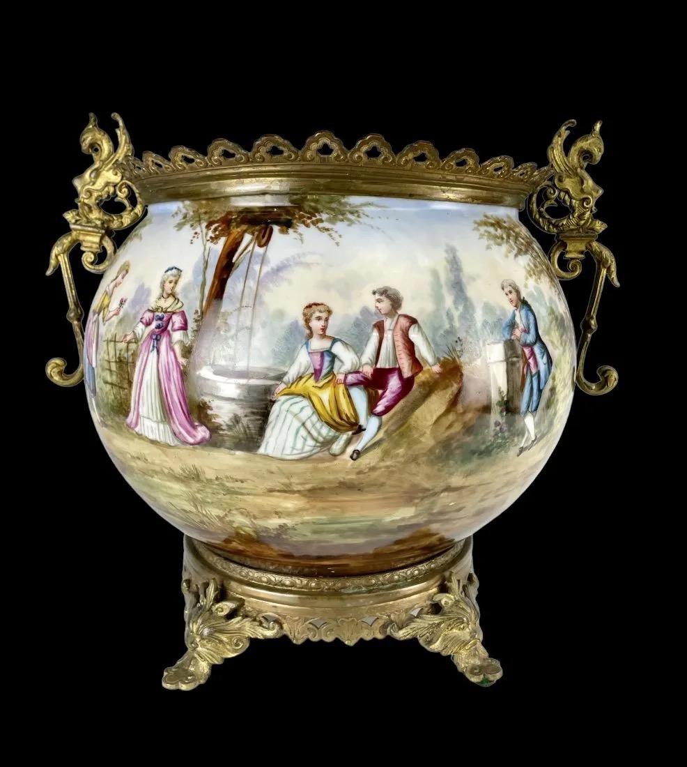 A LARGE LIMOGES PORCELAIN BOWL (1 of 4)