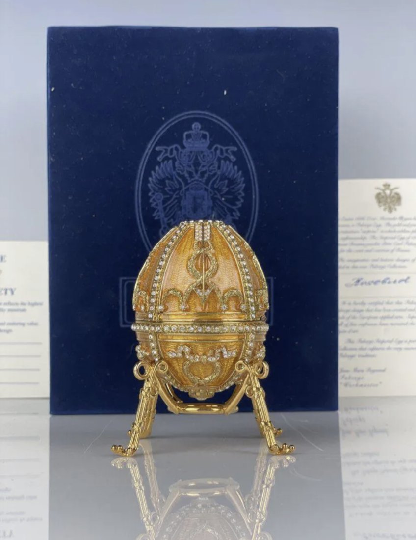 IMPERIAL FABERGE ENAMEL ROSE BUD EGG (1 of 4)