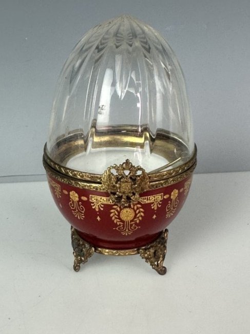 IMPERIAL FABERGE LIMOGE PORCELAIN EGG (1 of 3)