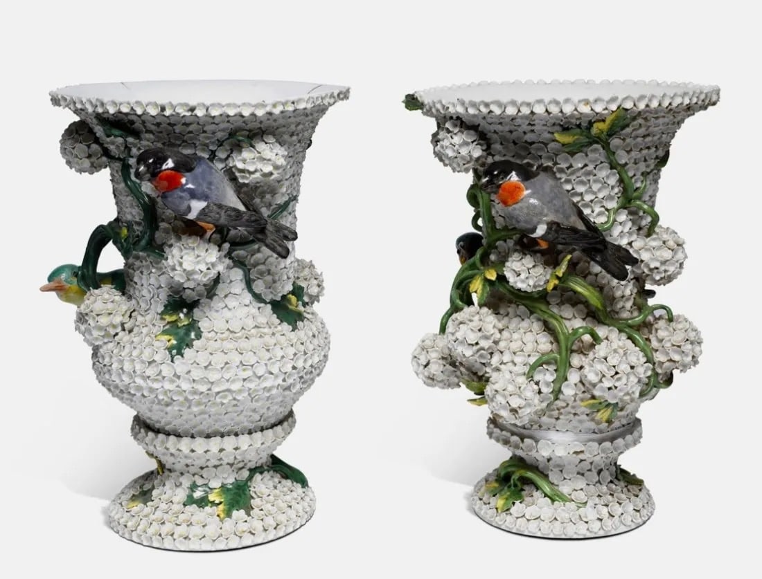 A LARGE PAIR OF MEISSEN SNOWBALL VASES (1 of 2)