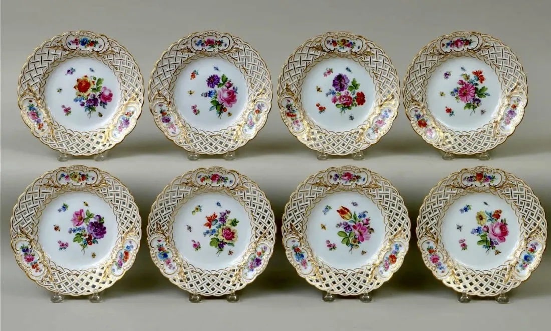 SET OF 8 MEISSEN RETICULATED DESERT PLATES (1 of 4)