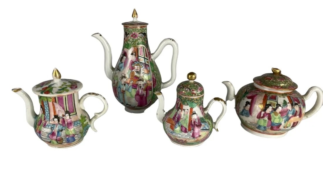 SET OF 4 CHINESE ROSE CANTON PORCELAIN MINIATURE TEA POTS (1 of 5)
