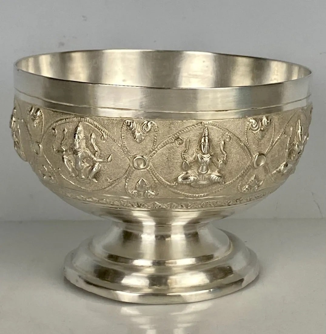 BURMESE SILVER BOWL (1 of 4)