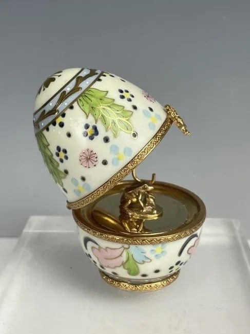 IMPERIAL FABERGE ENAMELED LIMOGES & STERLING SILVER PORCELAIN EGG (1 of 3)