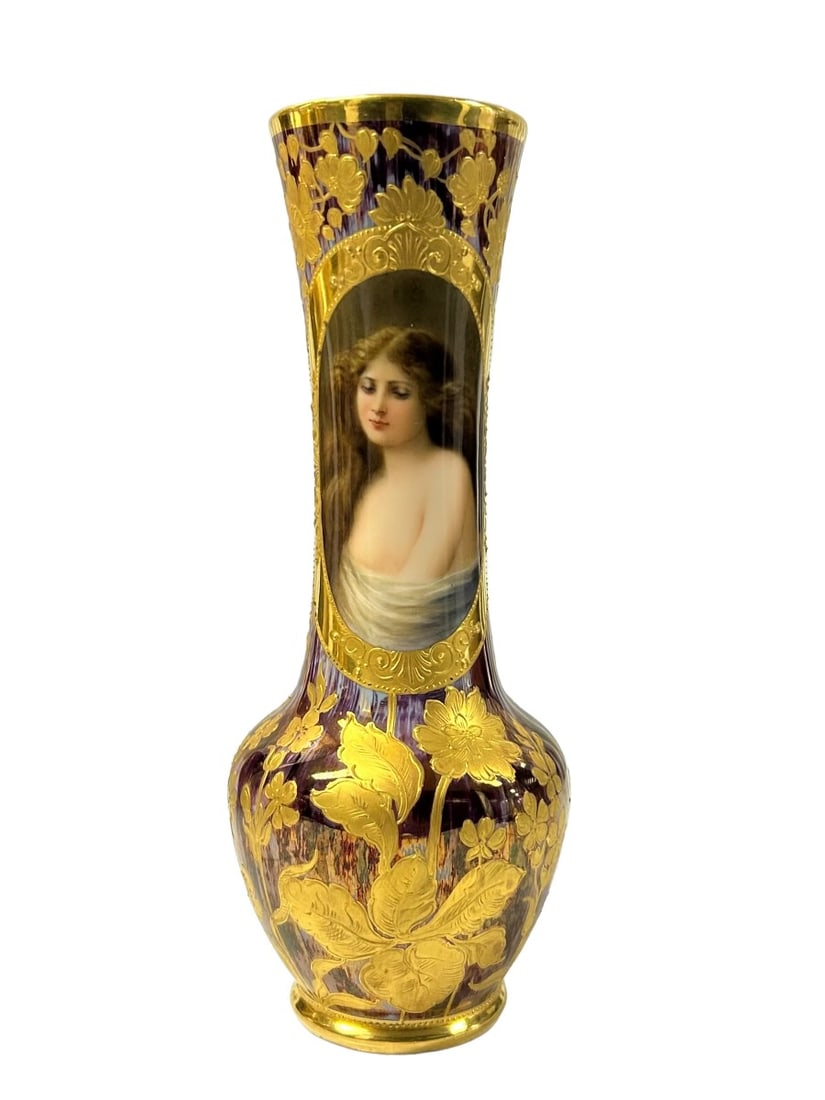 ROYAL VIENNA PORTRAIT VASE (1 of 4)