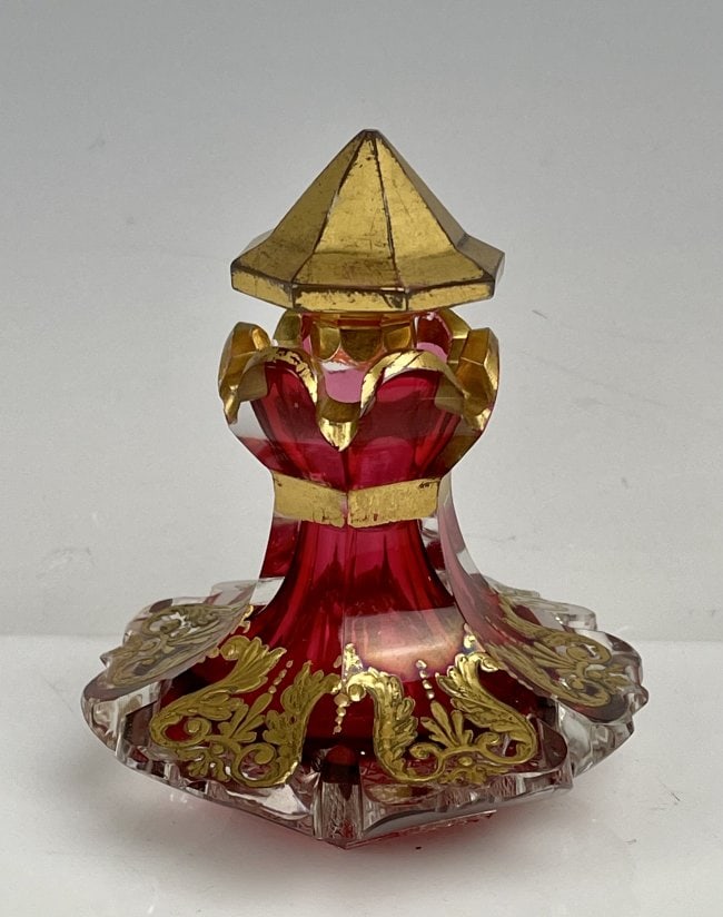 GILT BOHEMIAN MINIATURE PERFUME BOTTLE (1 of 3)