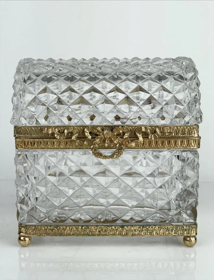 ORMOLU MOUNTED BACCARAT CRYSTAL JEWELRY BOX (1 of 4)