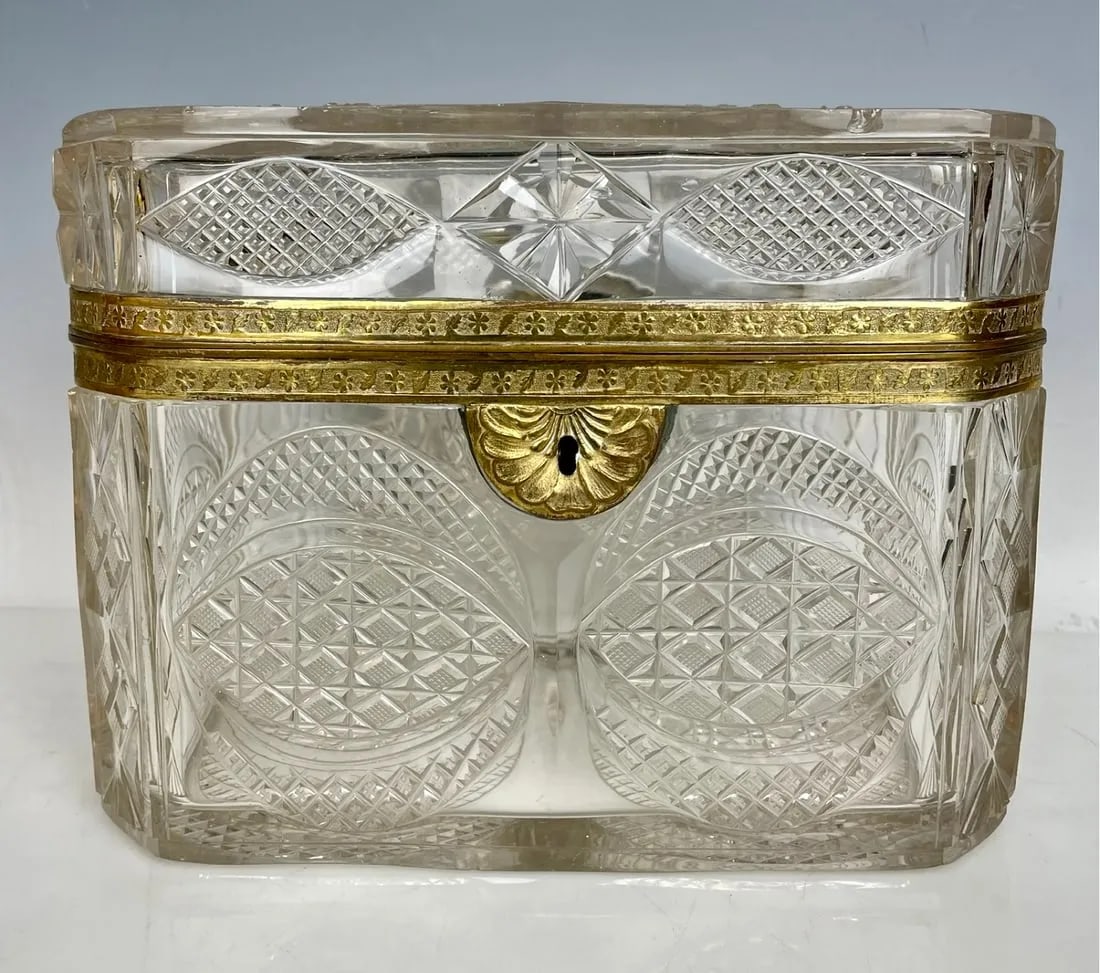 A LARGE ORMOLU MOUNTED BACCARAT CRYSTAL BOX (1 of 4)