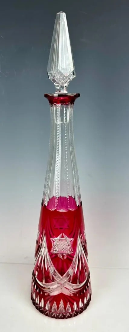 A LARGE BACCARAT CUT CRYSTAL LIQUOR BOTTLE (1 of 2)