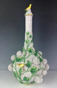 A VERY LARGE MEISSEN SNOWBALL BOTTLE AND LID