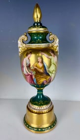 ANTIQUE ROYAL VIENNA VASE AND COVER