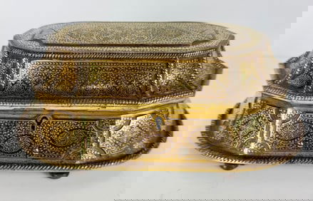 ISLAMIC INDO-PERSIAN GOLD INLAID METAL BOX