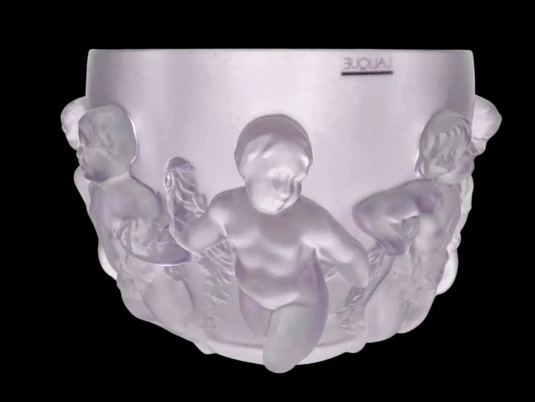 LARGE LALIQUE LUXEMBOURG VASE (1 of 3)