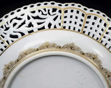 19TH C. RETICULATED MEISSEN PLATE
