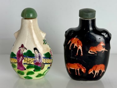 2 ANTIQUE CHINESE PORCELAIN SNUFF BOTTLES