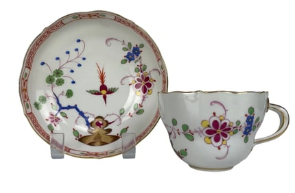 19TH C. MEISSEN KAKIEMON TEA CUP AND SAUCER