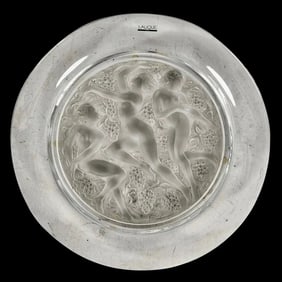 LARGE LALIQUE CHARGER