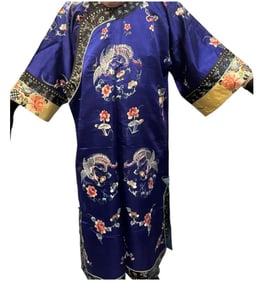 CHINESE SATIN SILK EMBROIDERED GOWN